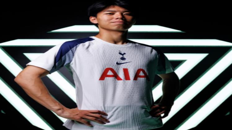 Tottenham Sign Japanese Wonderkid Who Shut Down Ronaldo and Mane